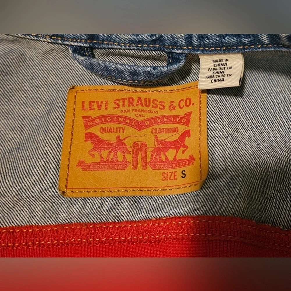Levi’s Men’s Denim Jacket with Red and Blue Stripe Detail - Size S, NWOT
